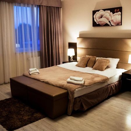 Hotel Feniks Gniezno Eksteriør billede